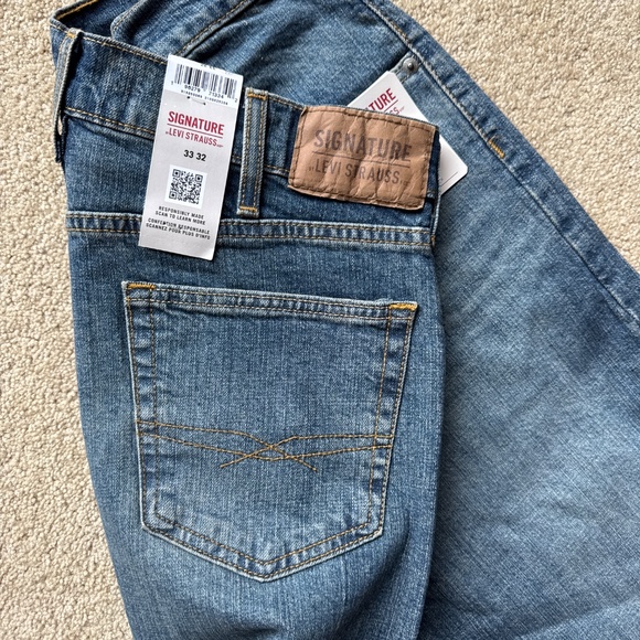 Levi Strauss Signature Jeans - bootcut size 33/32 - Picture 2 of 4